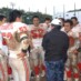 全勝で優勝し、入替戦に臨むことを誓約するリカオン選手たち