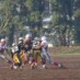 野犬の如くボールキャリアに群がる 商大DL・LB陣