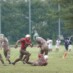 必死のタックルをするLB#54保土田、逆サイドからカバーするLB#57伊藤