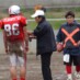 監督からパスコースの修正を指示されるWR#86堀口
