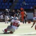 DB#22仁村が何とかタックルしてロングゲインを防ぐ
