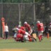 激しいタックルでロスを奪う商大ディフェンス